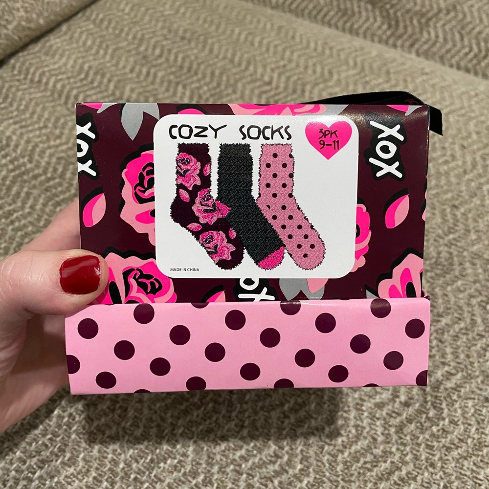 Betsey Johnson Cozy Sock - Gift box 3 pack